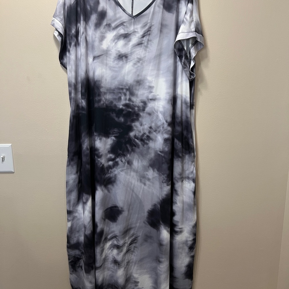 Black and Gray Tie-Dye Dress